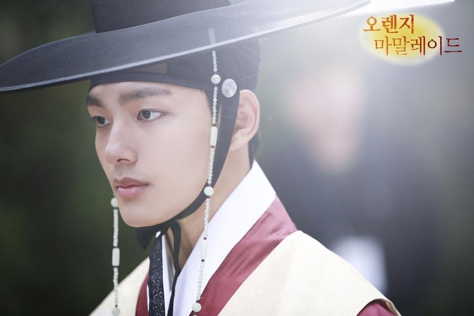 Lee Jun Ki, Park Bo Gum và những mỹ nam Hàn hợp đóng cổ trang nhất