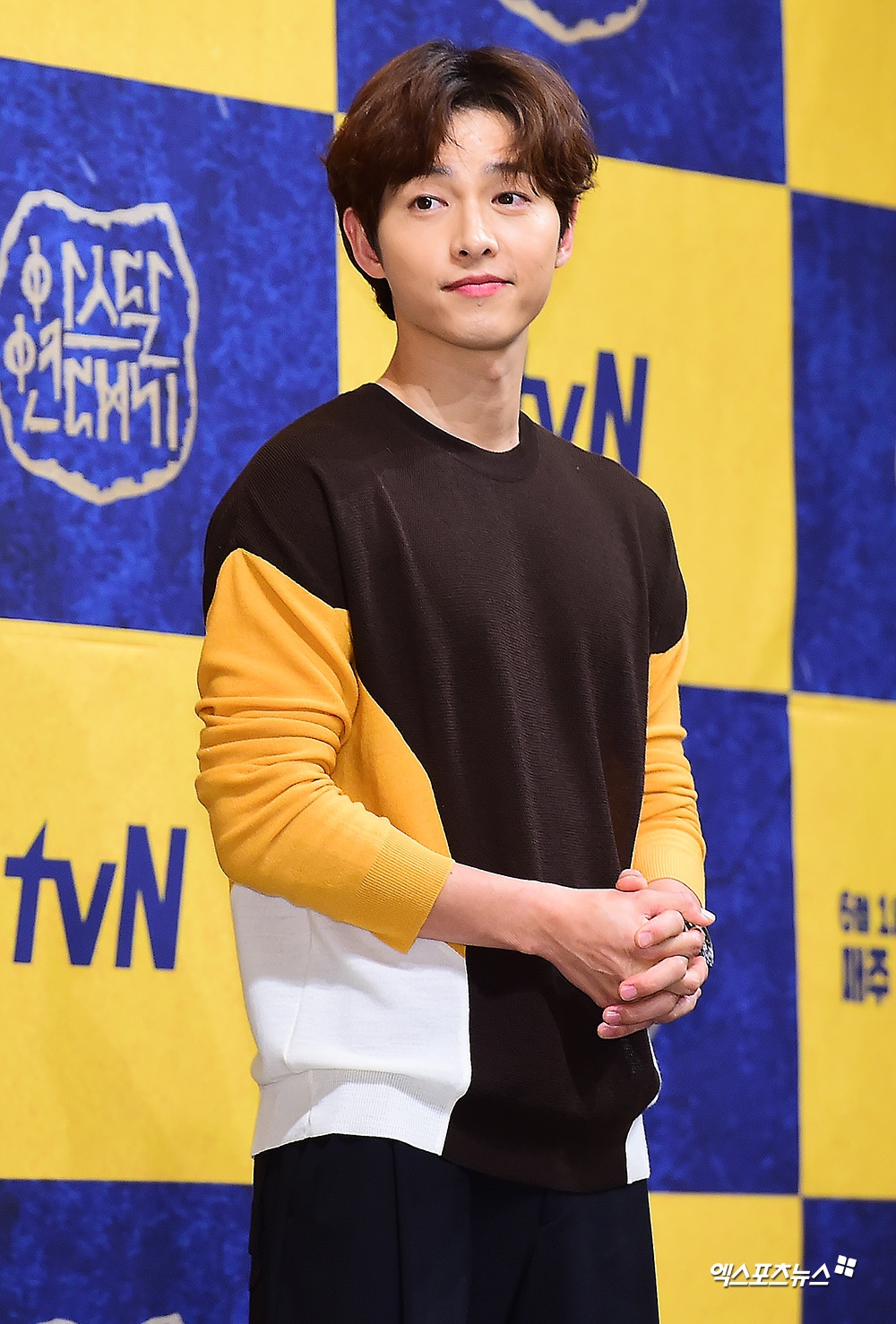 Movie mới của Song Joong Ki lên tiếng đính chính tin đồn hủy dự án