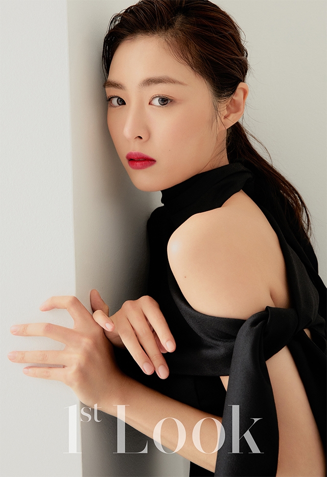 Lee Yeon Hee bất ngờ thông báo kết hôn trong tháng sau