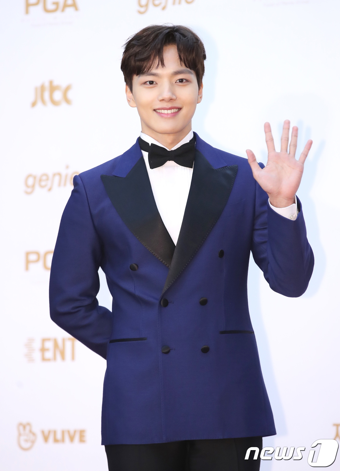 Yeo Jin Goo xem xét đóng phim mới, tái xuất hậu “Hotel Del Luna”