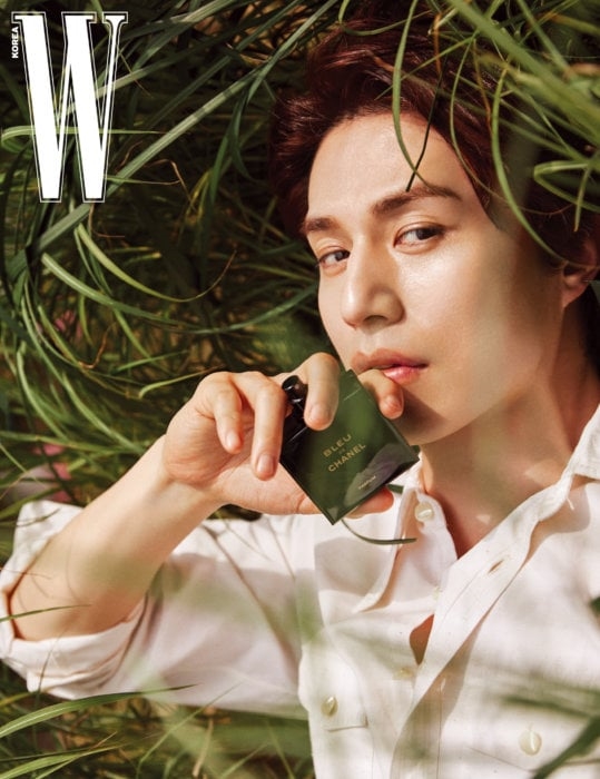 Lee Dong Wook trải lòng về sự nghiệp trong bài phỏng vấn mới