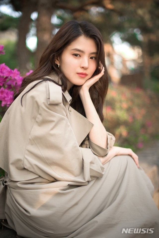 Han So Hee thẳng thắn phản hồi về hình ảnh gây tranh cãi trong quá khứ