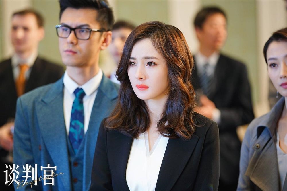 Lưu Diệc Phi, Dương Mịch và sao Cbiz thừa danh tiếng thiếu tài năng