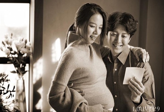 Lee Dong Gun - Jo Yoon Hee chính thức ly hôn sau 3 năm chung sống