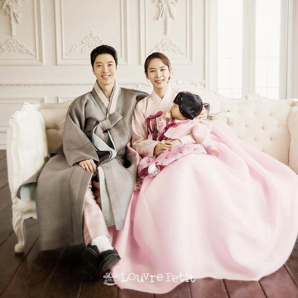 Lee Dong Gun lọt danh sách 'sao trăng hoa' của Knet cùng Song Hye Kyo