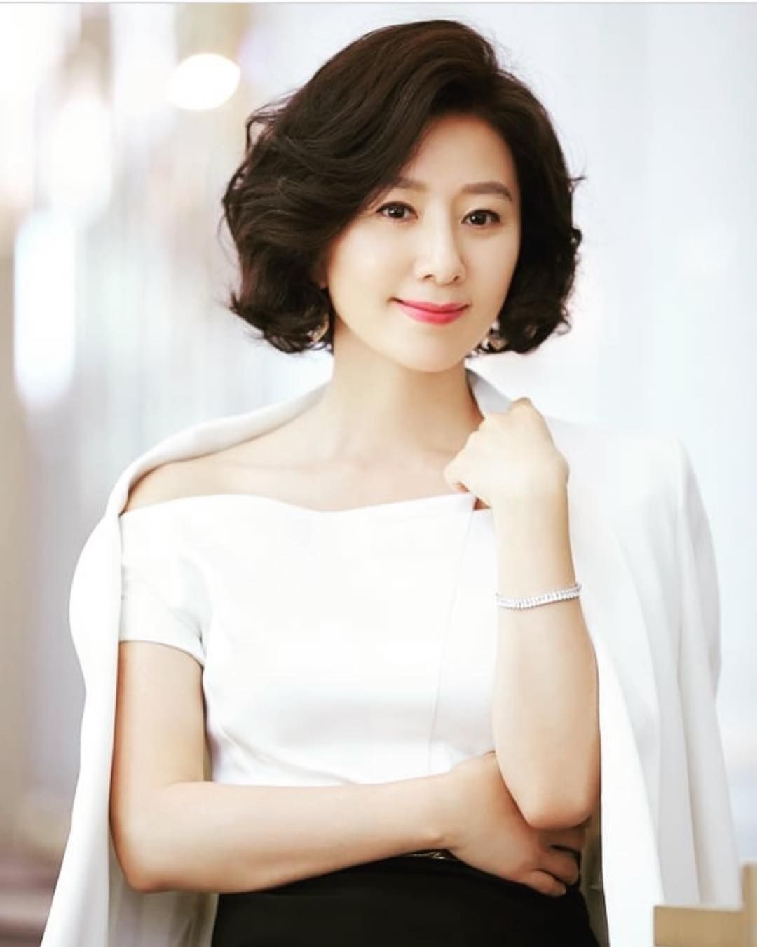 Lee Young Ae vẫn nắm giữ cát-xê cao nhất trong dàn nữ thần Kbiz
