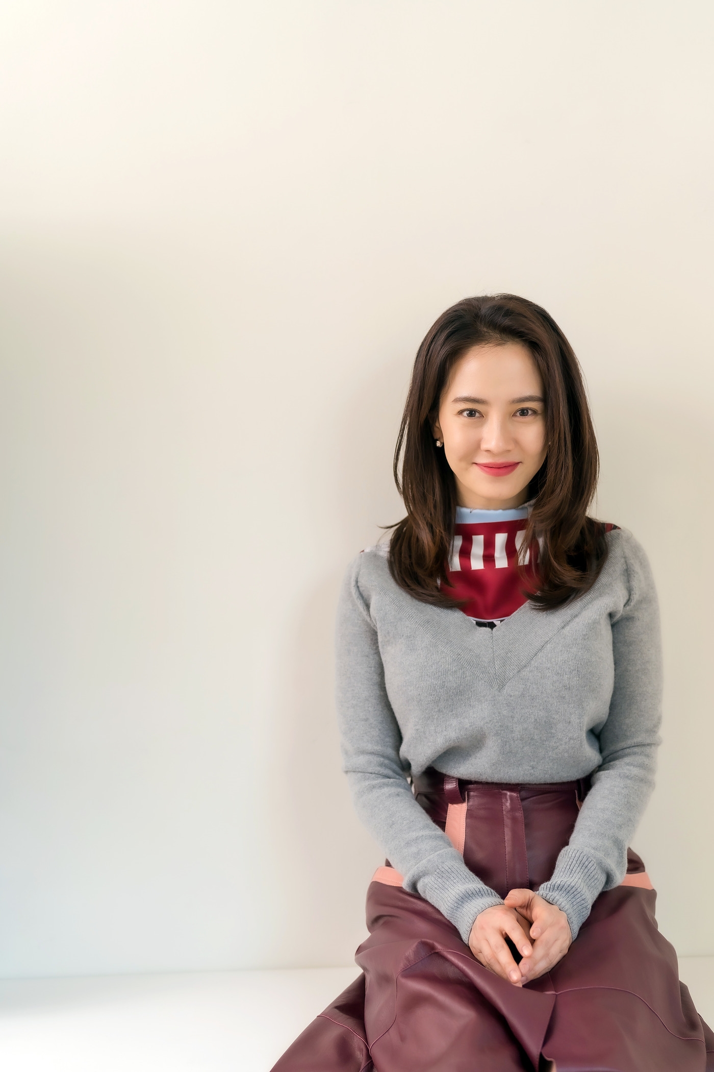 Song Ji Hyo chia sẻ về quan điểm hôn nhân khi bước vào tuổi 40