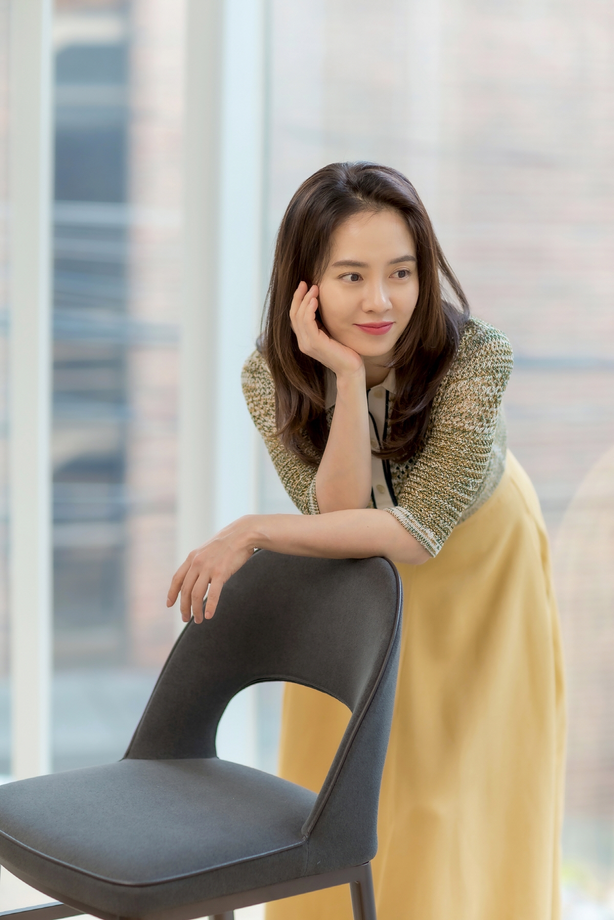 Song Ji Hyo chia sẻ về quan điểm hôn nhân khi bước vào tuổi 40