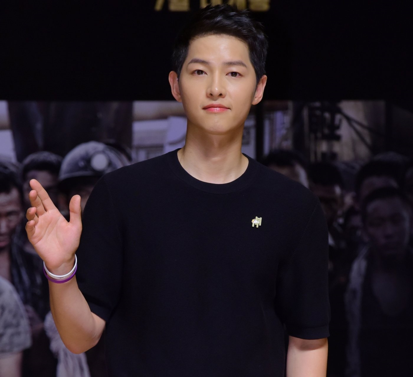 Song Joong Ki đột ngột thông báo bỏ vai trong movie mới