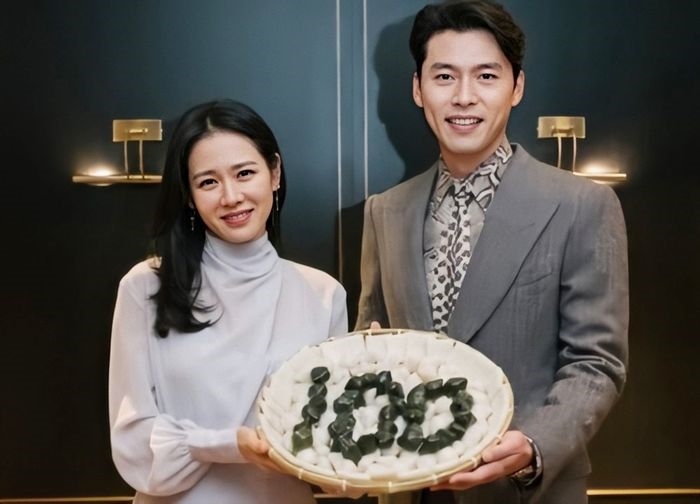 Hyun Bin - Son Ye Jin và những lần gặp gỡ gây 'bão'