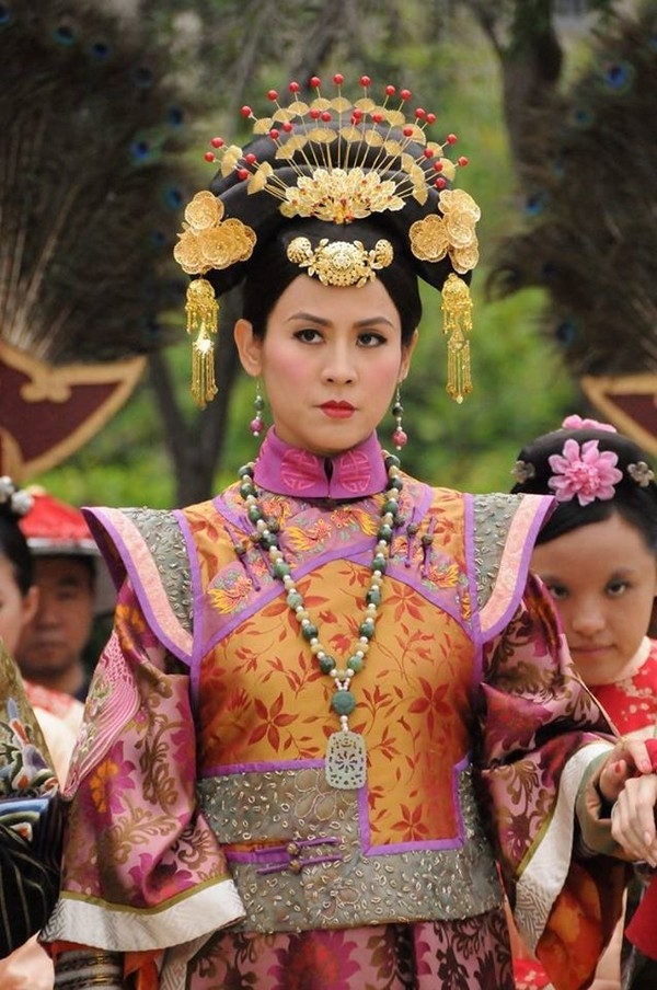 Xa Thi Mạn, Hồ Hạnh Nhi và dàn hoa đán TVB thành danh với vai ác nữ