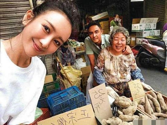 Minh Đạo lên chức bố ở tuổi 40, bí mật kết hôn với bạn gái