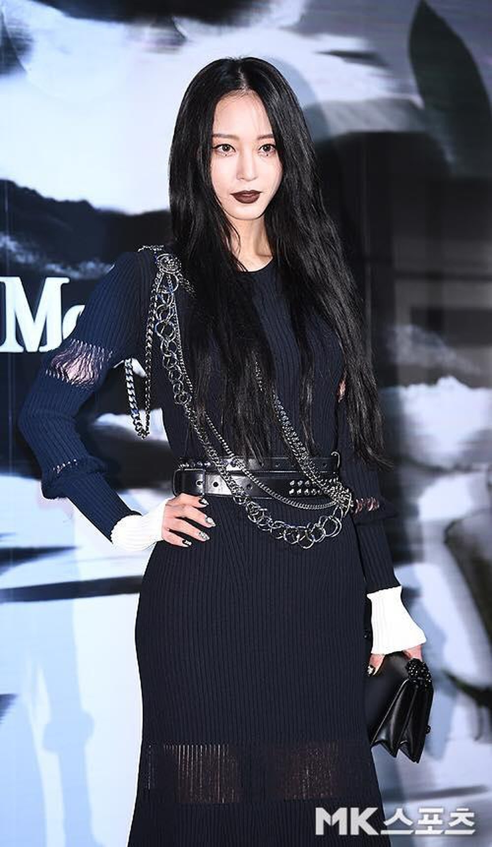 Đọ phong cách Kim Tae hee và các mỹ nhân đẹp nhất Hàn Quốc