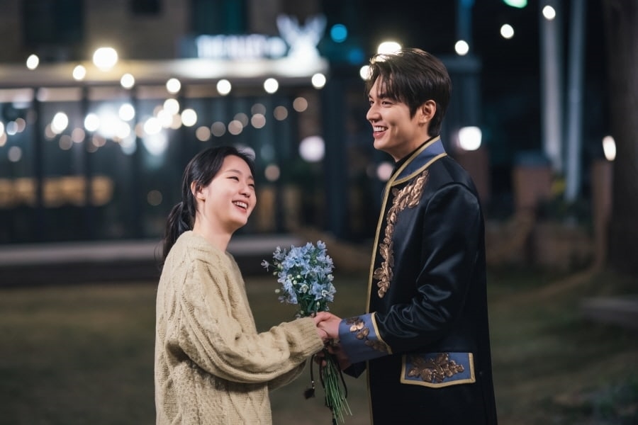 'Quân vương bất diệt' tung loạt ảnh hậu trường cuối cùng