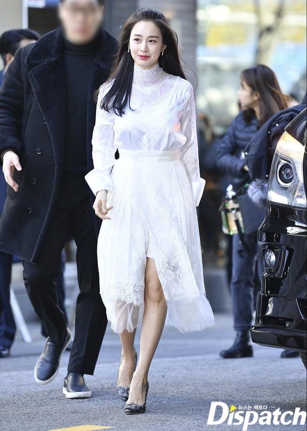 Đọ phong cách Kim Tae hee và các mỹ nhân đẹp nhất Hàn Quốc