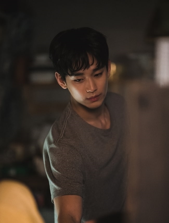 Kim Soo Hyun nhập tâm vào nhân vật khiến fan mong chờ phim mới