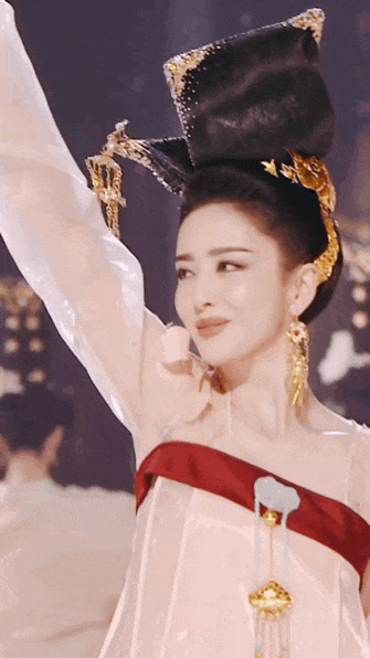 Đồng Lệ Á lại gây bão mạng khi hóa thân mỹ nhân nhà Đường