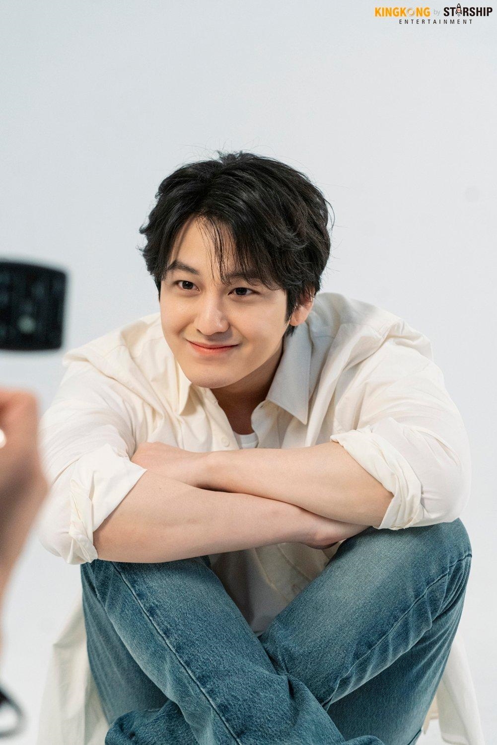 Kim Bum tung bộ ảnh mới cực đẹp chính thức trở lại hậu xuất ngũ