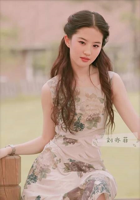 Lưu Diệc Phi, Na Trát và dàn nữ thần trong mơ của phái nam xứ Trung