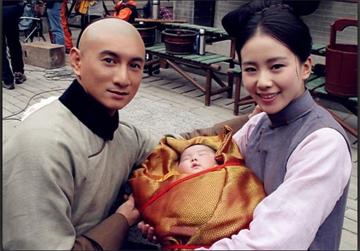 Ngô Kỳ Long gây bão mạng khi được hỏi Lưu Thi Thi và con ai quan trọng
