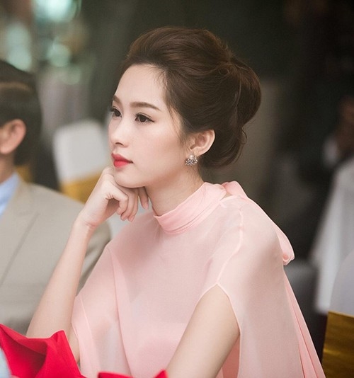 Yoona và dàn mỹ nhân châu Á sở hữu góc nghiêng chữ S đẹp chuẩn