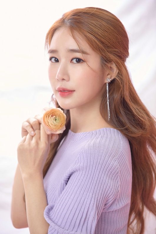 Yoo In Na - Eric lần đầu kết hợp trong phim hài, tình cảm mới