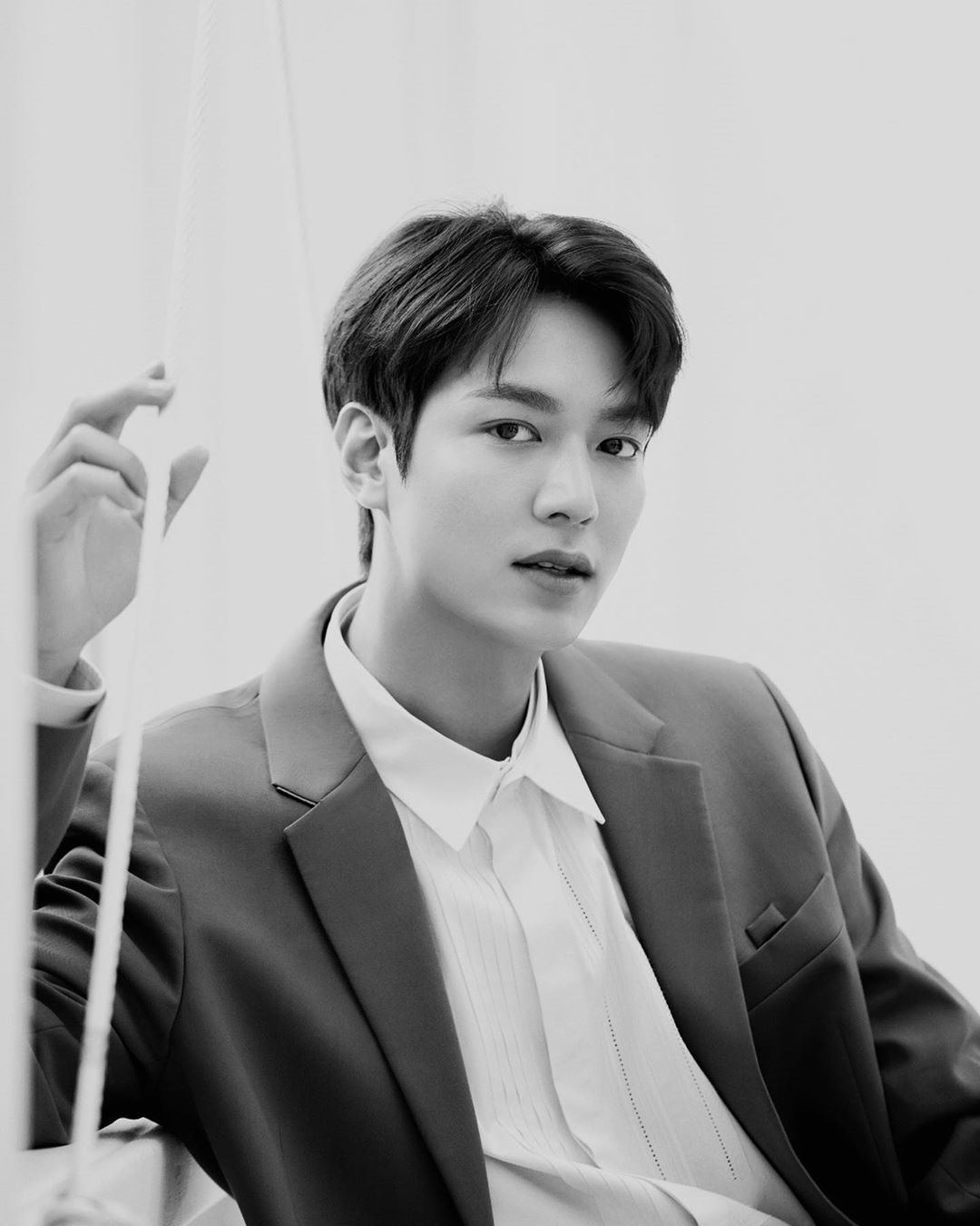 Lee Min Ho khoe quà sinh nhật chứng tỏ đẳng cấp mỹ nam Hallyu hàng đầu