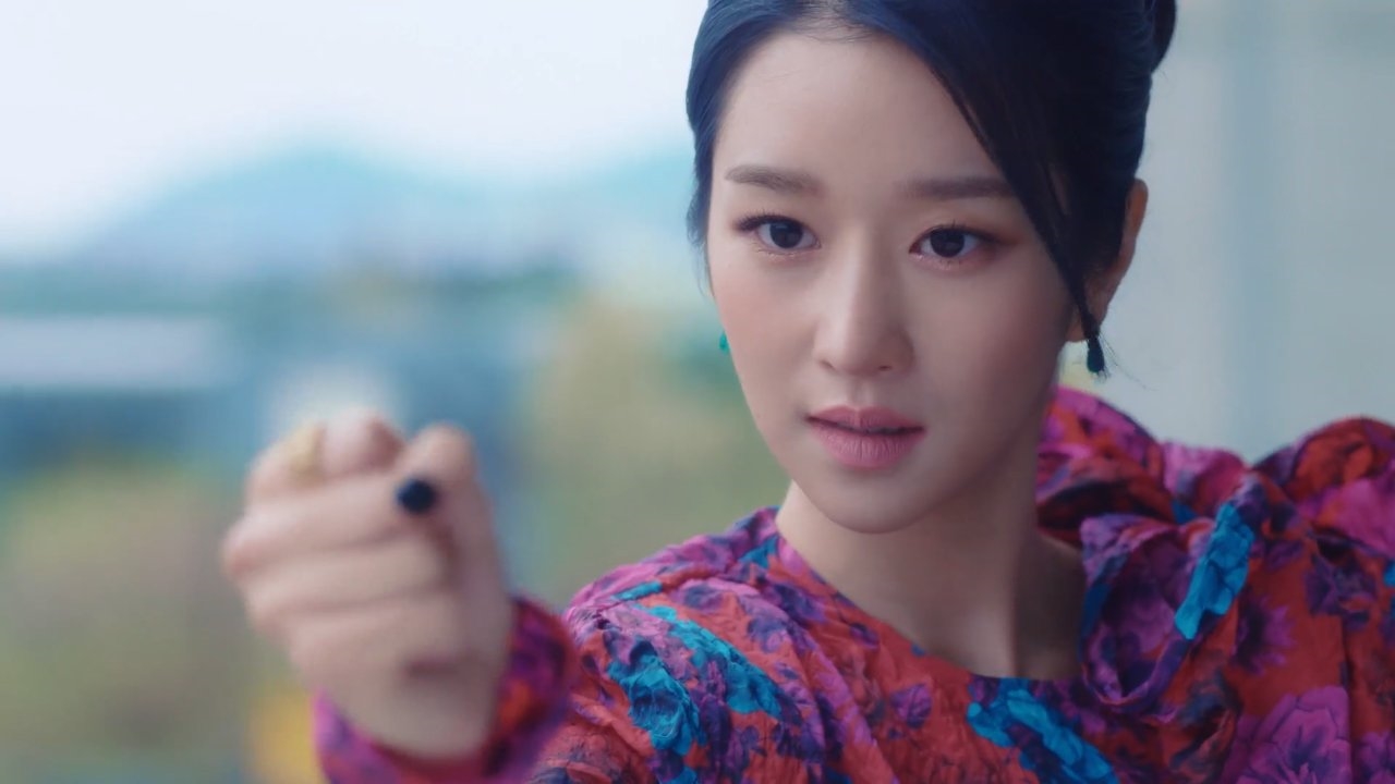 Seo Ye Ji gây 'sốt' với thần thái hoàn hảo, sang chảnh trong phim mới