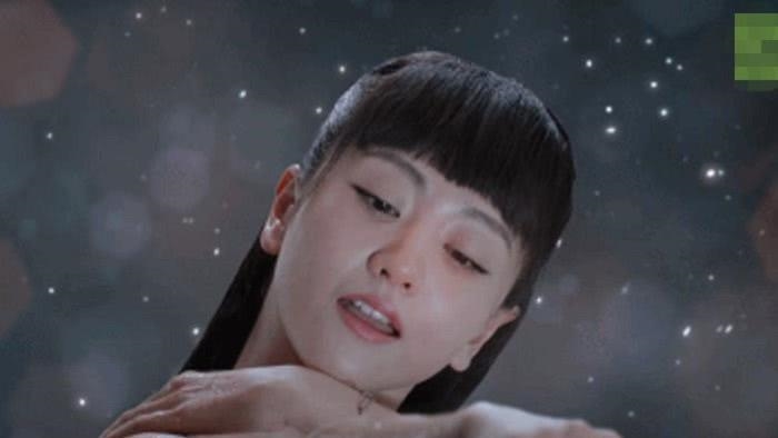 Hậu trường cảnh tắm của Dương Tử, Quan Hiểu Đồng và sao nữ Cbiz
