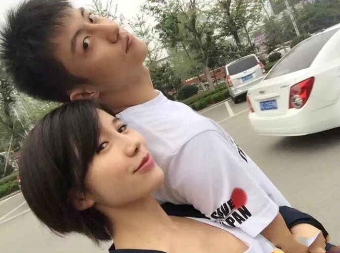 Hoàng Cảnh Du, Hứa Khải và dàn nam thần Cbiz thô bạo với bạn gái