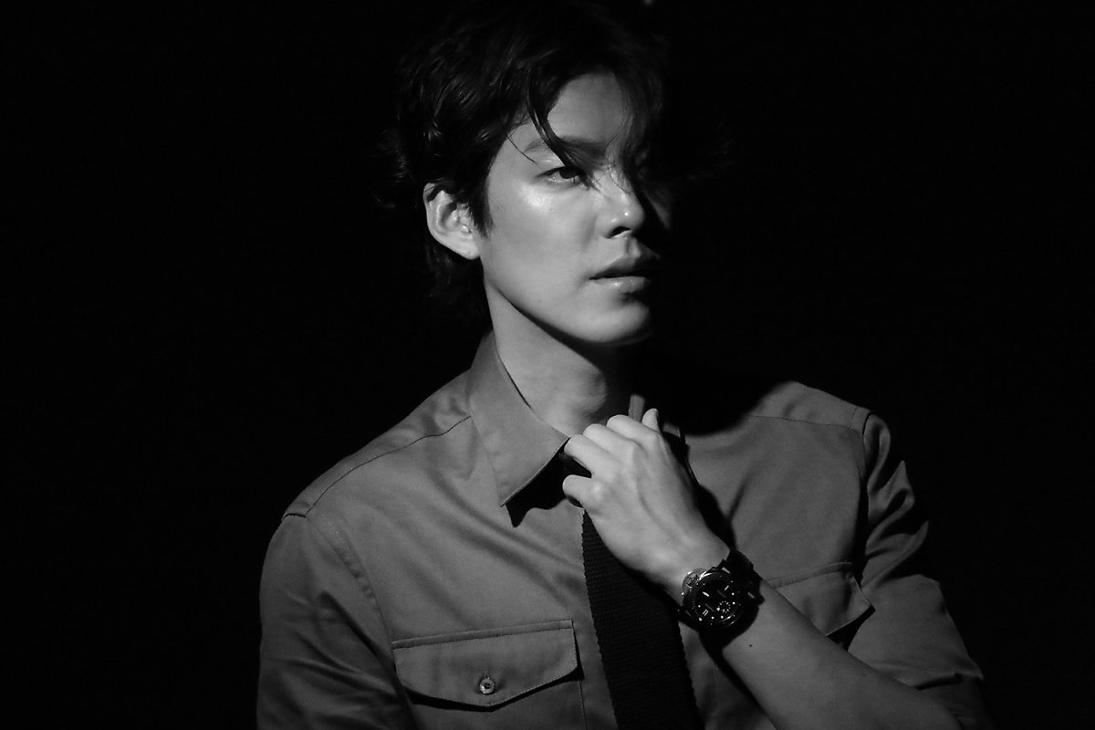 Kim Woo Bin trông khỏe mạnh như chưa từng mắc bệnh nặng trong ảnh mới