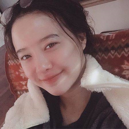 Song Hye Kyo dẫn đầu bảng xếp hạng sao nữ mặt mộc đẹp nhất Kbiz