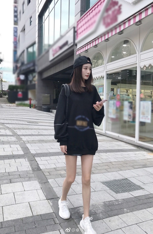 Dương Mịch, Nhiệt Ba và sao Cbiz đọ sắc với diễn viên đóng thế