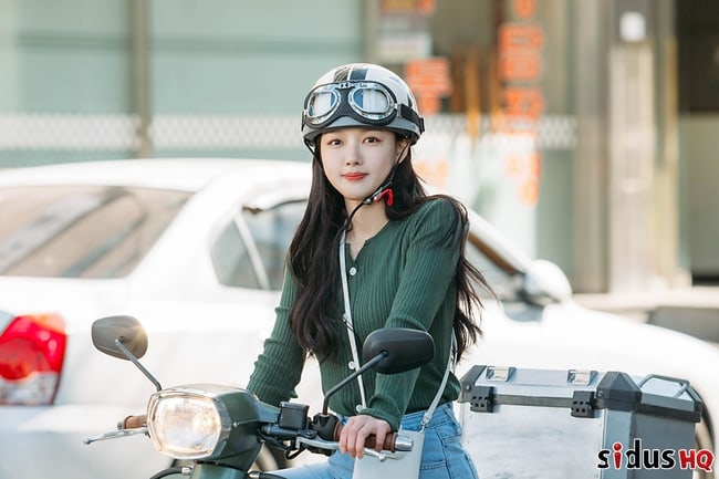 Kim Yoo Jung cực rạng rỡ trong loạt ảnh hậu trường 'Backstreet Rookie'
