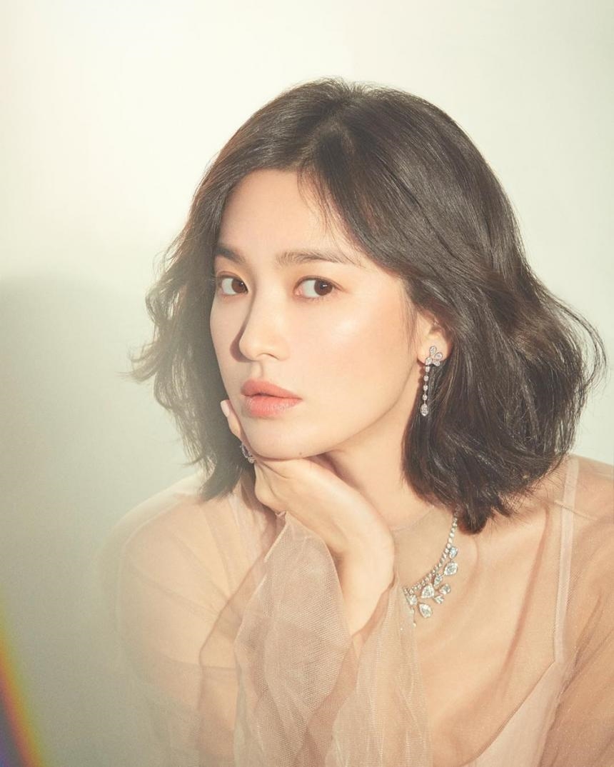 Song Hye Kyo lại được khen hết lời khi bạn thân nhắc về thời quá khứ