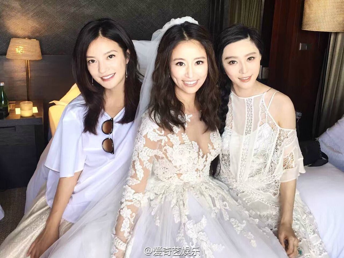 Bộ ba mỹ nhân Hoàn Châu Cách Cách và những câu chuyện tình dang dở