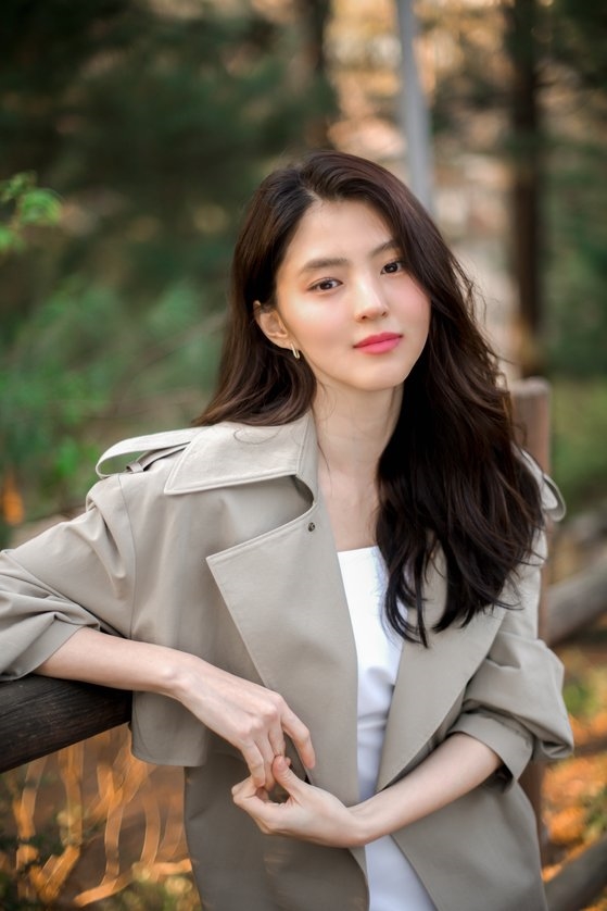 Lee Min Ho - Han So Hee là 'ông - bà hoàng quảng cáo' nửa đầu 2020