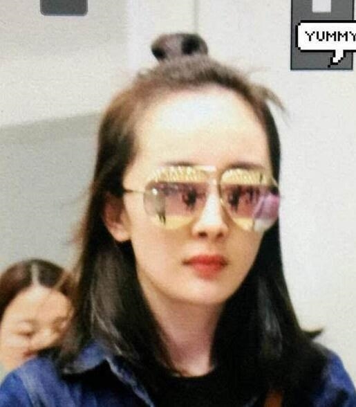 Dương Mịch, Đường Yên và sao Cbiz gây sốc khi vén mái
