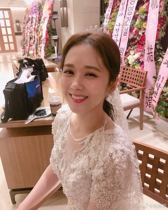 Jang Na Ra đẹp nao lòng trong bộ sưu tập váy cưới trên màn ảnh
