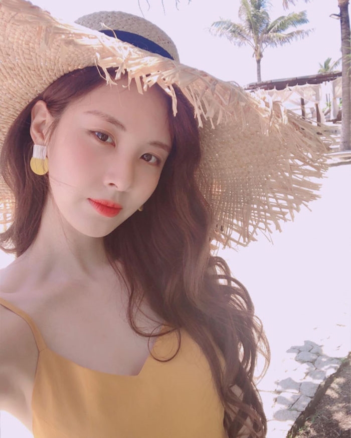 SNSD Seohyun gây 'sốt' với phong cách thời trang ngày càng hút mắt
