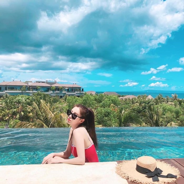 SNSD Seohyun gây 'sốt' với phong cách thời trang ngày càng hút mắt