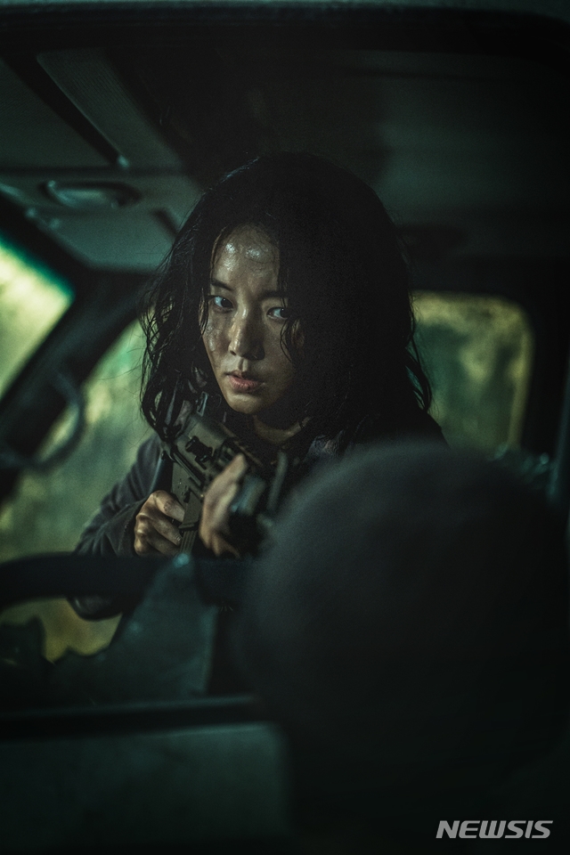 Train To Busan 2 dẫn đầu doanh thu phòng vé từ khi bùng dịch Covid-19