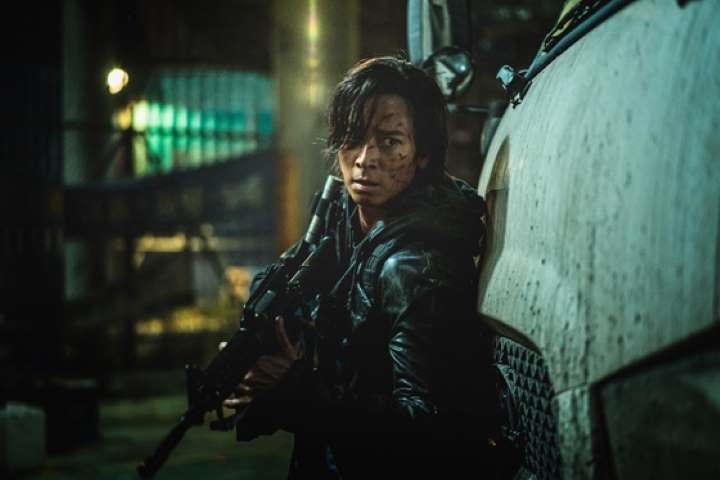 Train To Busan 2 dẫn đầu doanh thu phòng vé từ khi bùng dịch Covid-19