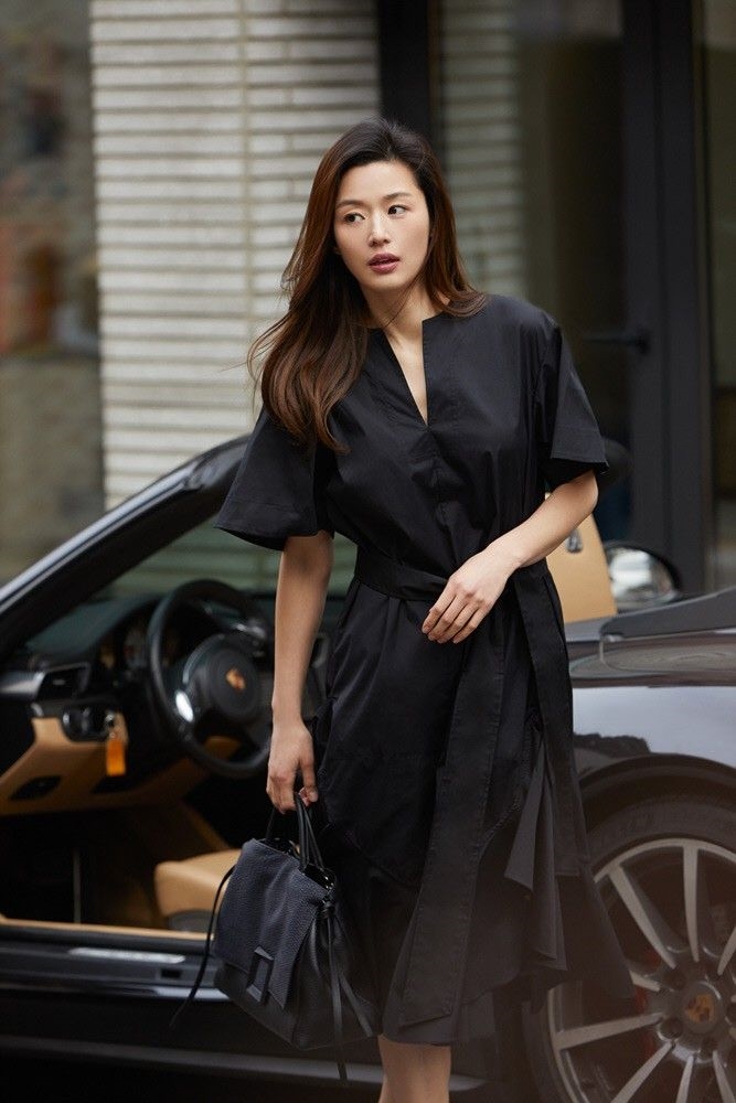 Lee Young Ae và hội 'ma cà rồng' đình đám xứ Hàn suốt 20 năm qua