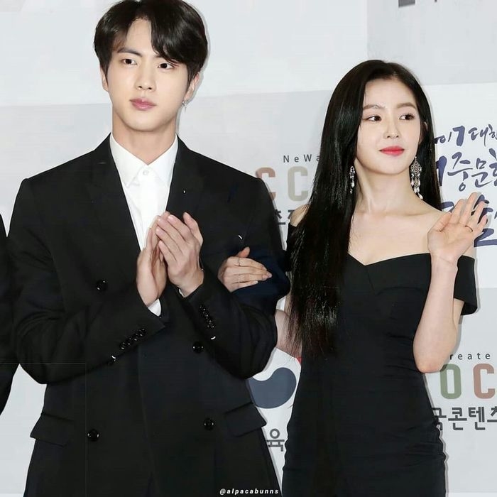 Son Ye Jin - Hyun Bin và những sao Hàn liên tục bị gán ghép với nhau