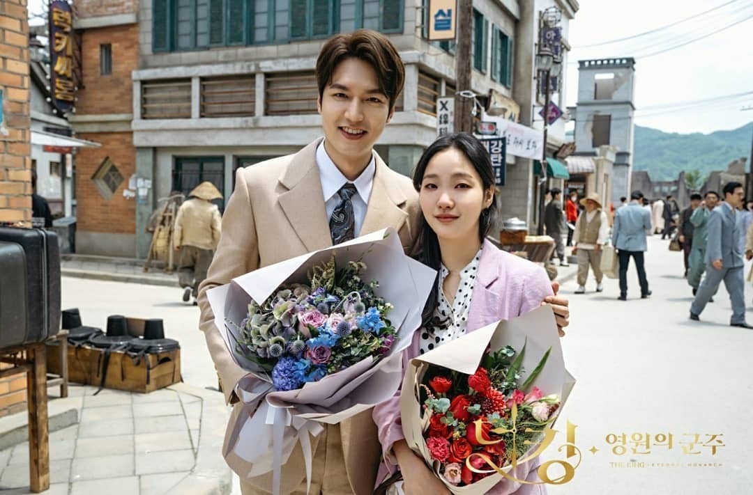 Son Ye Jin - Hyun Bin và những sao Hàn liên tục bị gán ghép với nhau