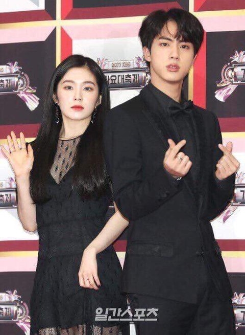 Son Ye Jin - Hyun Bin và những sao Hàn liên tục bị gán ghép với nhau