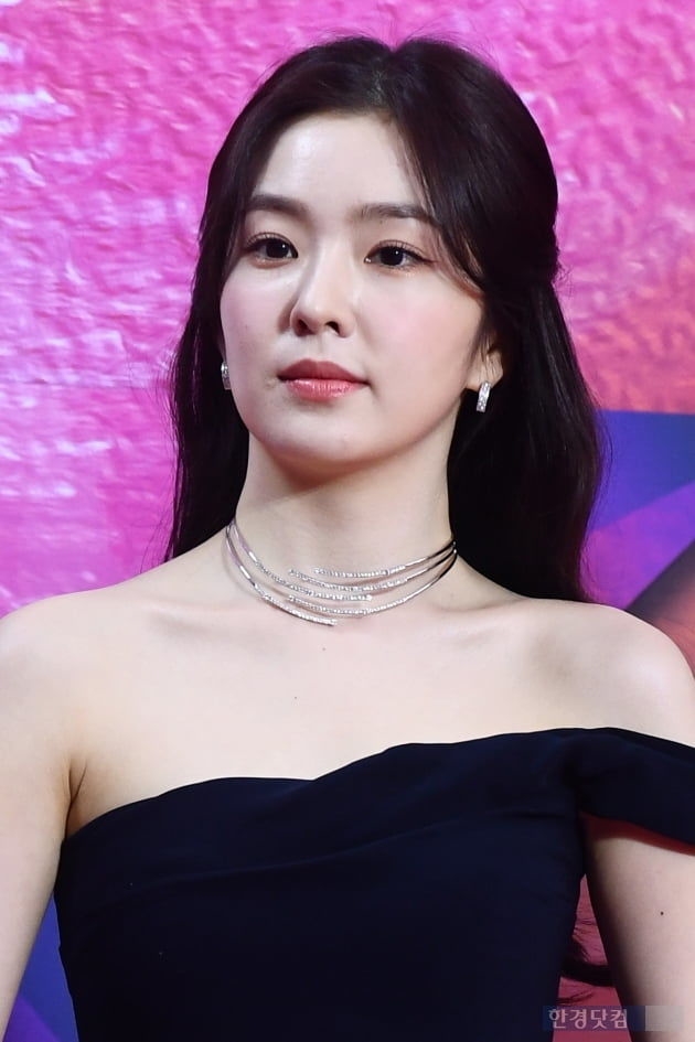 Irene, Tzuyu và Jisoo đều lộ khuyết điểm qua hình báo chụp