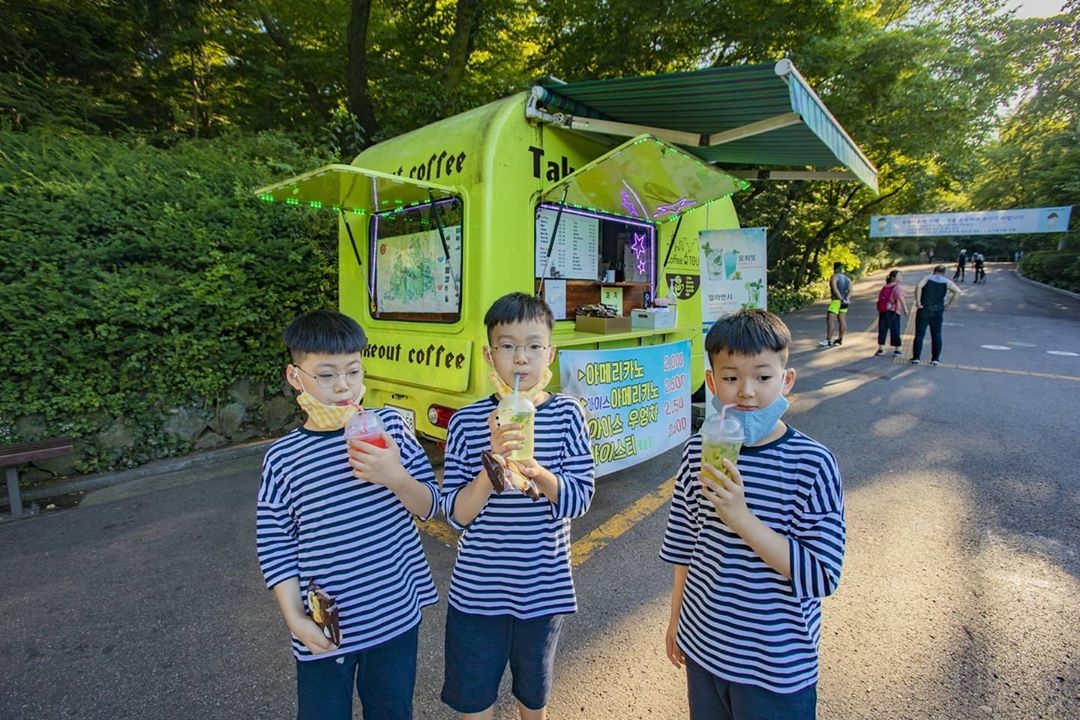Song Il Gook khoe chiều cao khủng của Daehan - Minguk - Manse