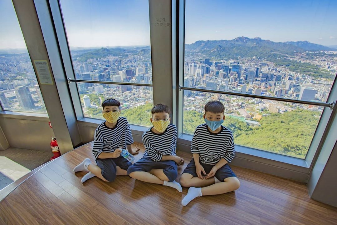 Song Il Gook khoe chiều cao khủng của Daehan - Minguk - Manse